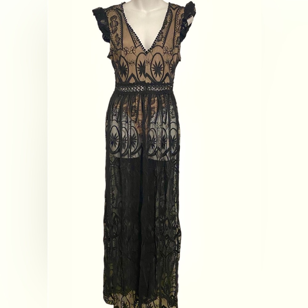 BLACK lace dress